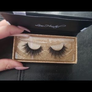 Kim Thai lionhearted lashes